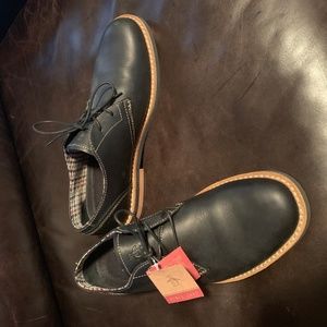 Penguin Munsinger Waylon - Never Worn, New w/ Tags